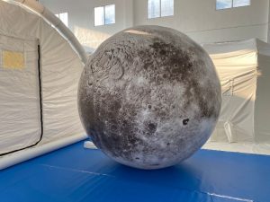 2.5m PVC Moon Balloon