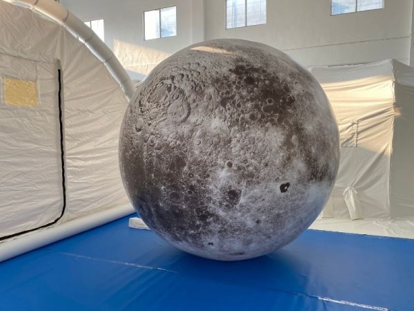 2.5m PVC Moon Balloon - Image 2