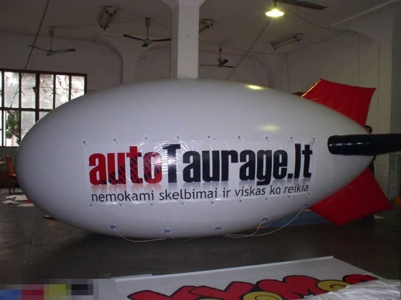 auto-advertising-blimp