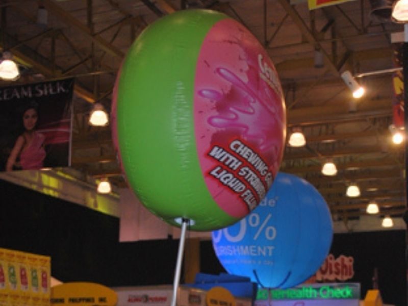 phillippeine-backpack-balloon-2.jpg